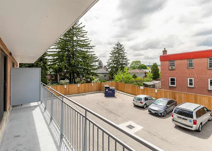 Glenview West Apartment W Patio - Near Downtown